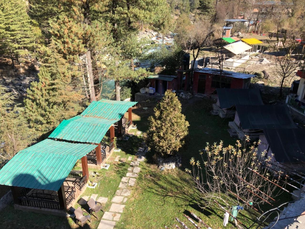 Hostel Cozy Beds Kasol Esterno foto