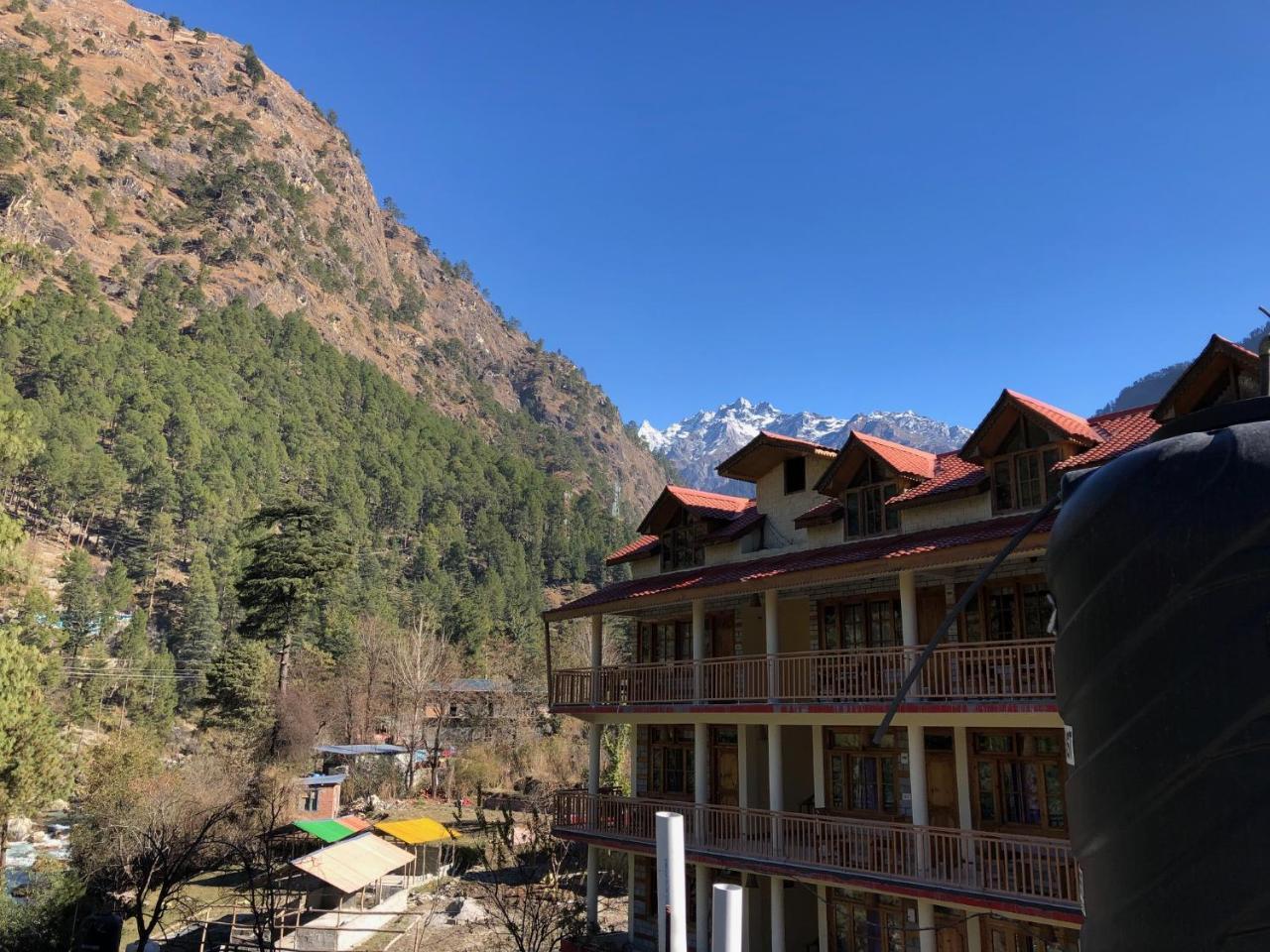 Hostel Cozy Beds Kasol Esterno foto